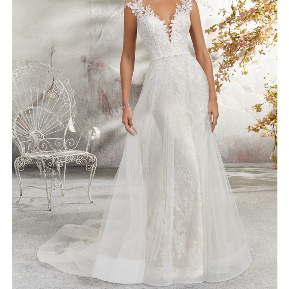 NWT Blu by Mori Lee Lenore 5689